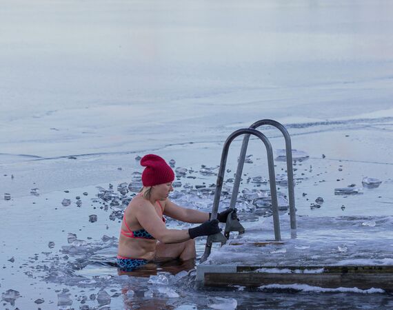 Koud maar krachtig: samen ijsbaden